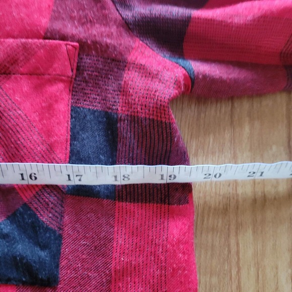 Cloth & Stone Shirt Women Small Red Black Buffalo Check Plaid Raw Hem Flannel - Picture 7 of 10